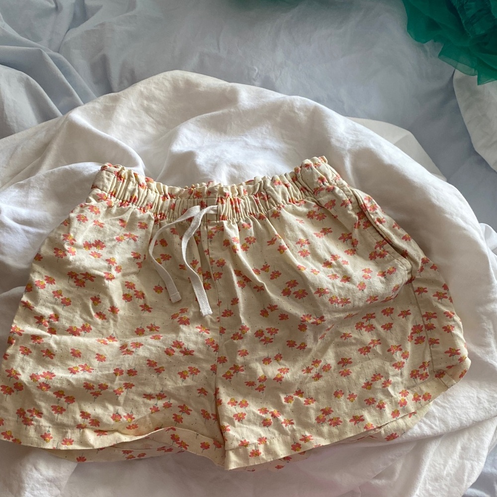Tea Collection Kids Ruffle Top - Cream and Red - Picture 4 of 6